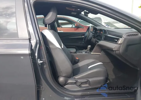 2025 Toyota Camry Se from USA, damaged, VIN 4T1DAACK6SU587622